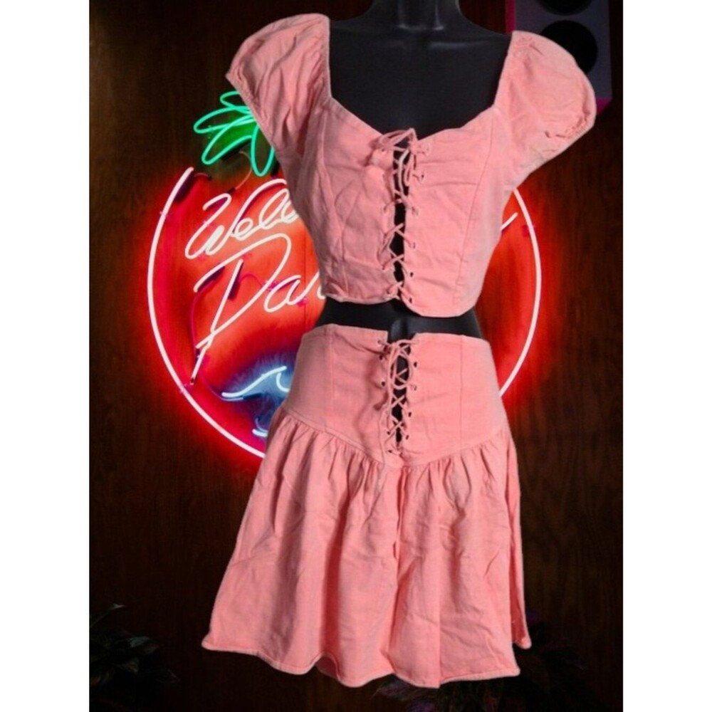 True 90's Vintage Lace-Up Tiered A-Line Skirt and Blouse in Neon Orange Size Med